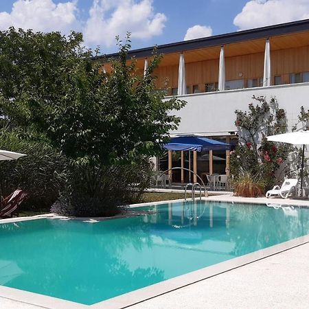 Hotel Gracanica Eksteriør bilde
