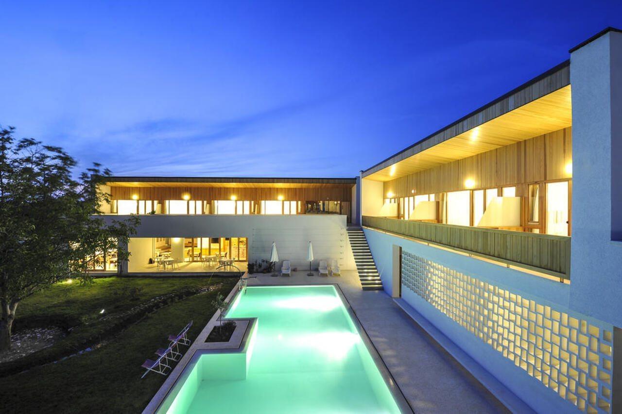 Hotel Gracanica Eksteriør bilde