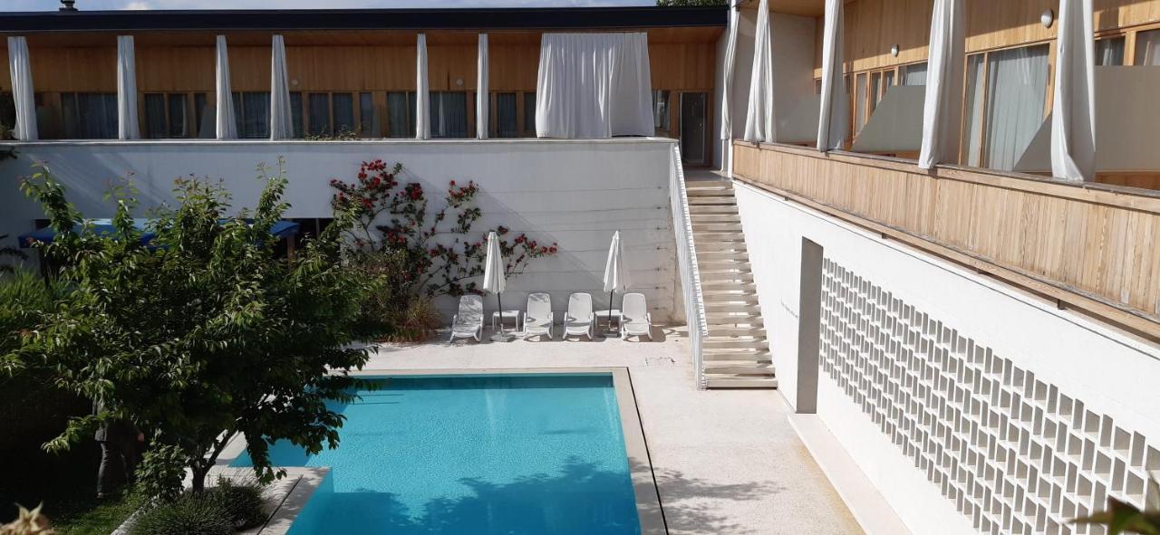 Hotel Gracanica Eksteriør bilde